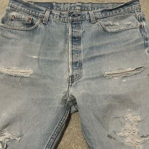 Vintage 501 Levi’s-distressed and soft red tag light wash Blue Jeans - size 36